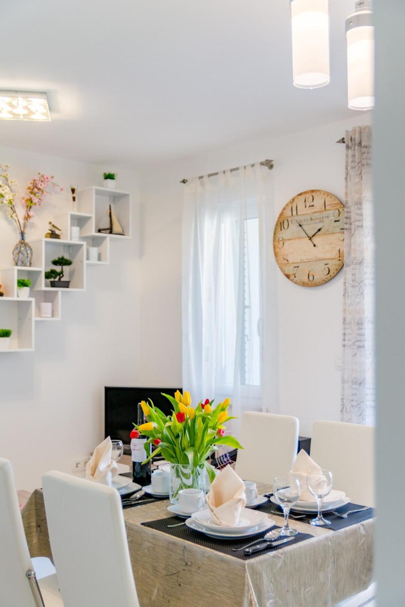 Apartments The Brothers Supetar Chambre photo